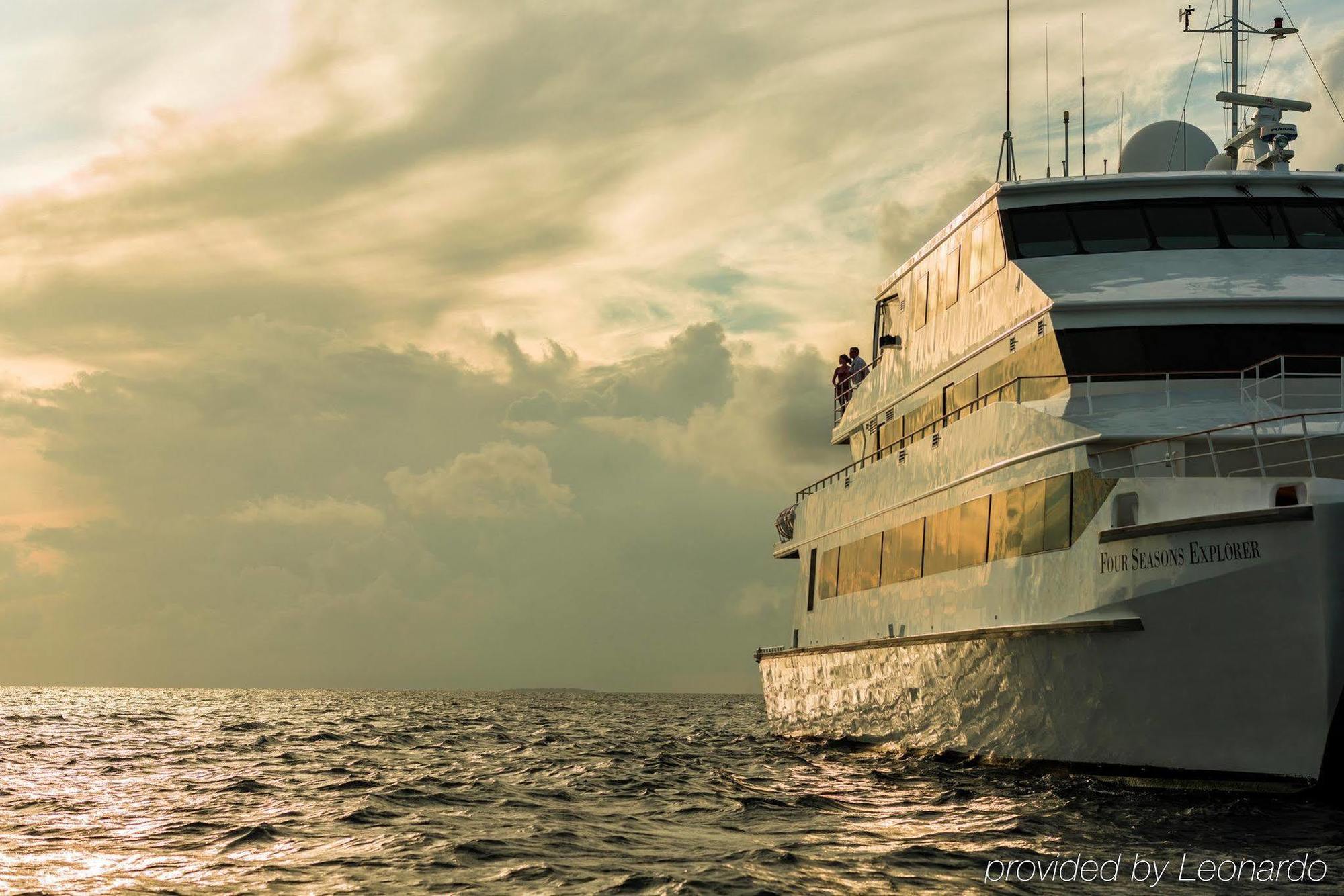 Four Seasons Resort Maldives At Kuda Huraa Nord-Malé-Atoll Exterior foto